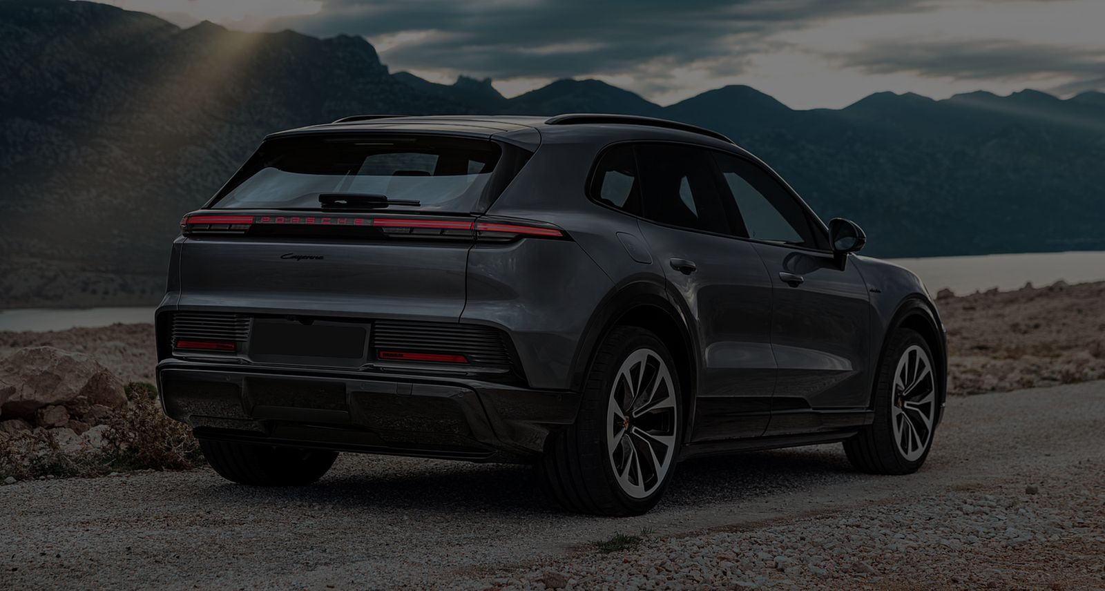 325kW 113kWh 5dr Auto