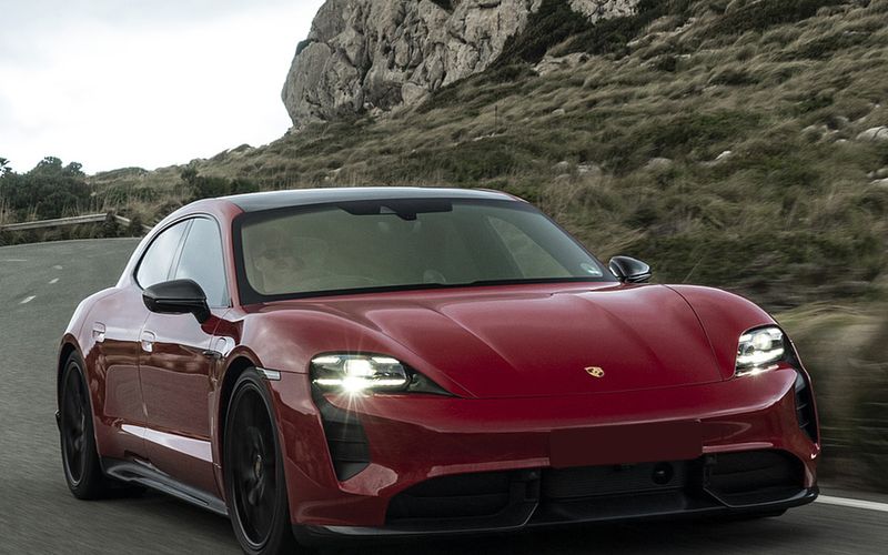 Porsche Taycan Sport Turismo
